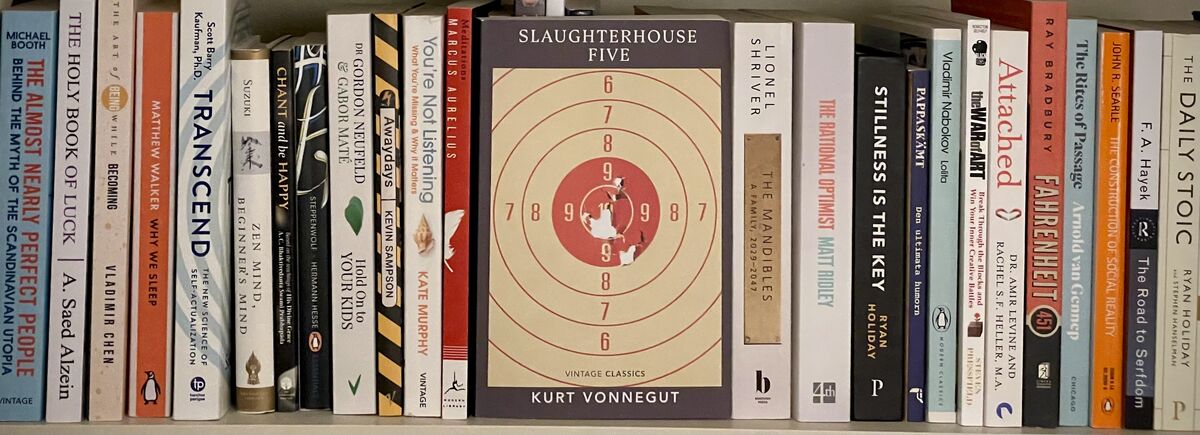 Slaughterhouse-Five by Kurt Vonnegut — BookLab by Bjorn