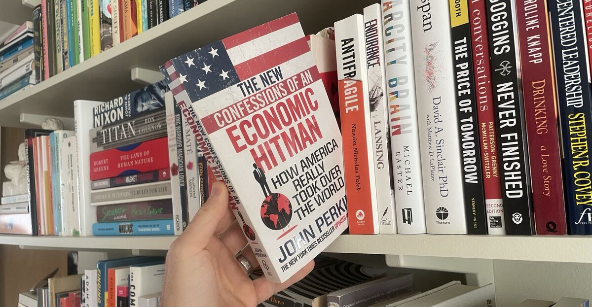The New Confessions of an Economic Hit Man by John Perkins - BookLab by Bjorn