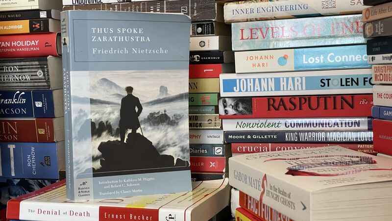 Thus Spoke Zarathustra on Bjorn's bookshelf